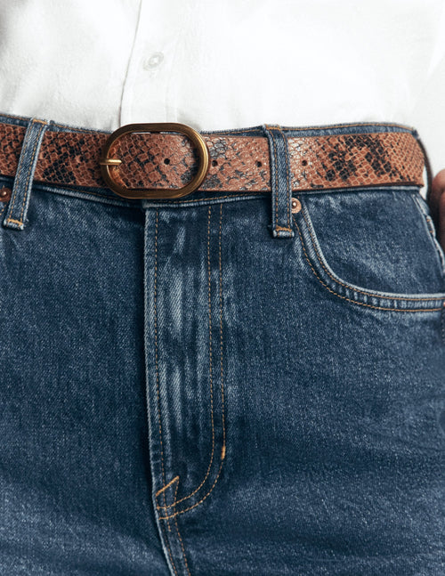 Ceinture classique en cuir à imprimé serpent marron