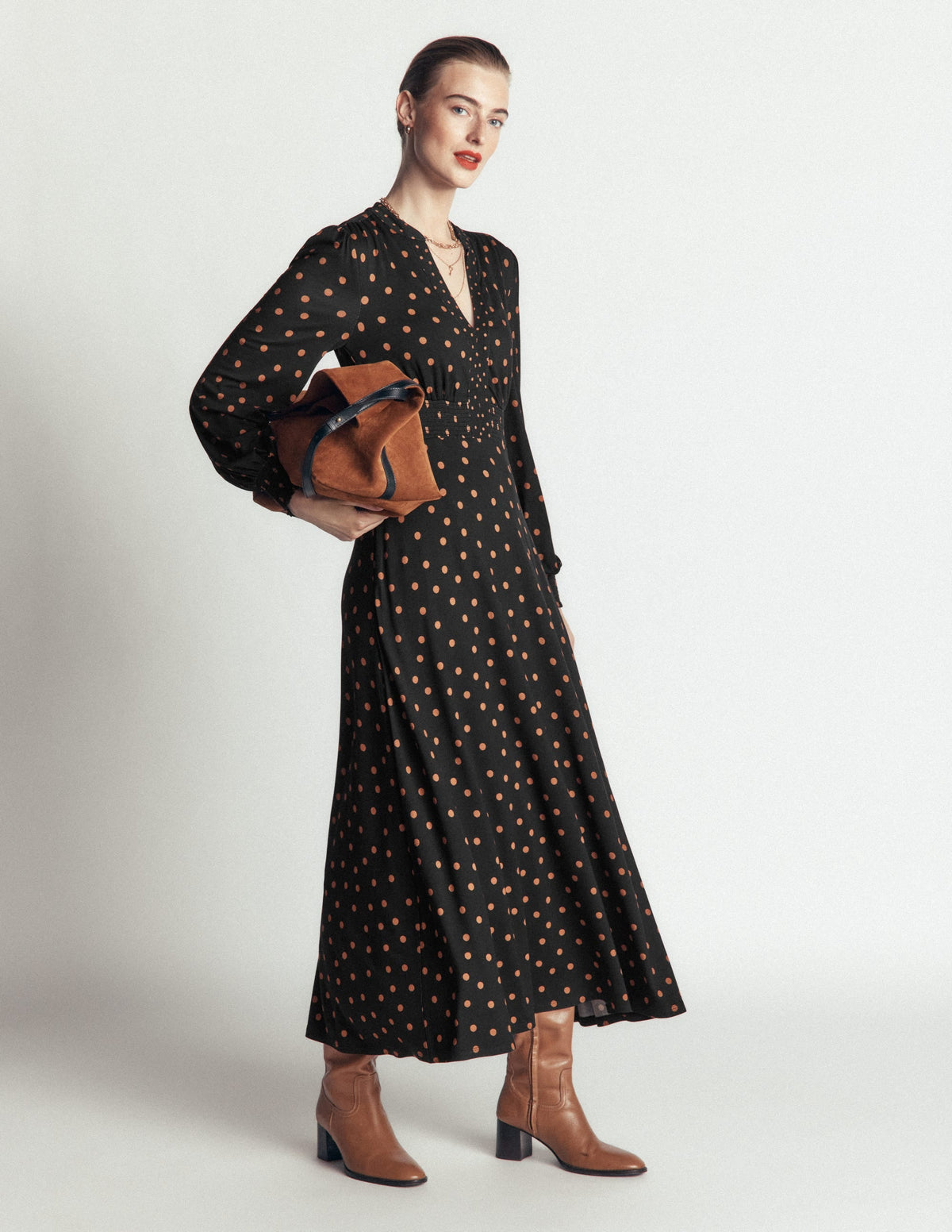 Robe midi en jersey - Noire, imprimé à pois