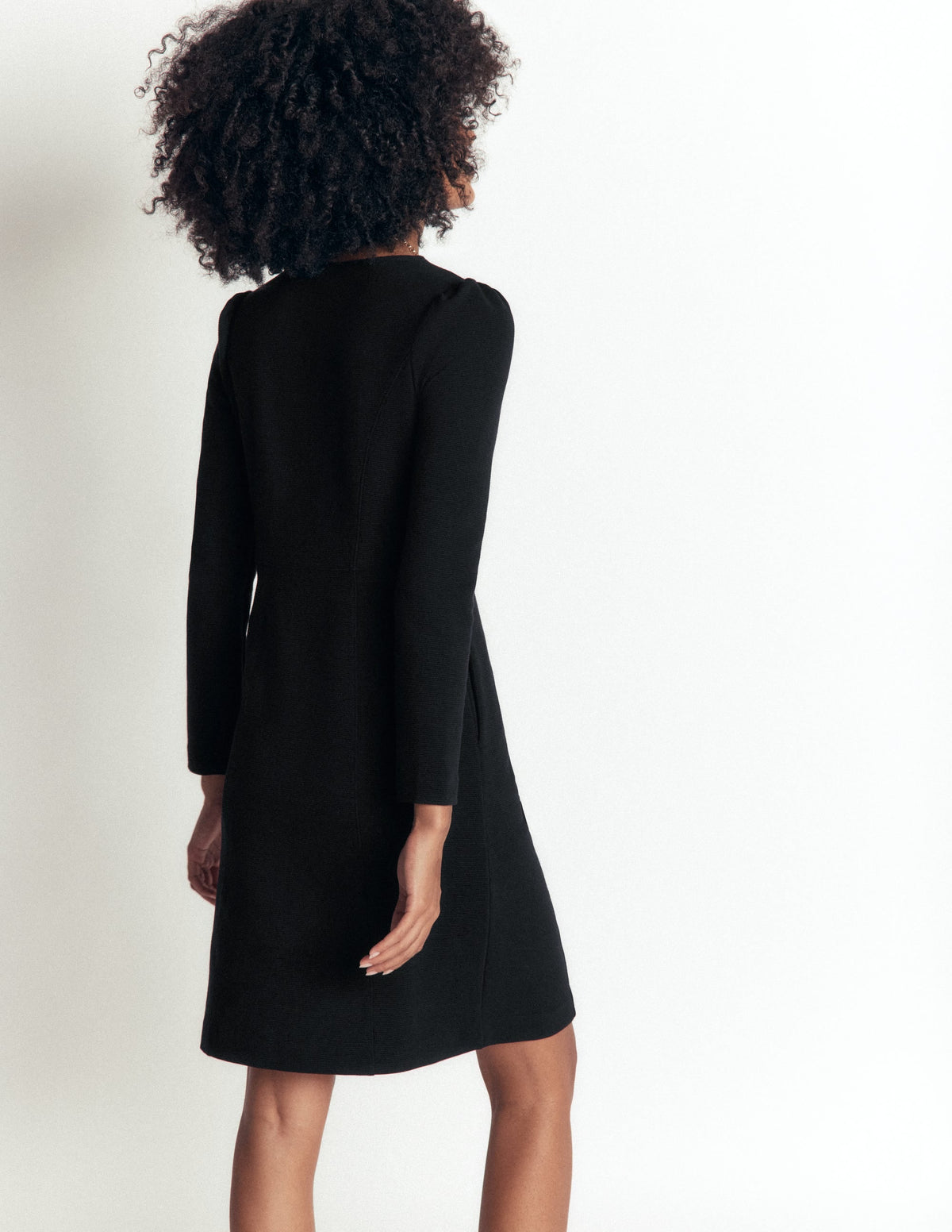 Robe ottomane à coutures apparentes — Noir